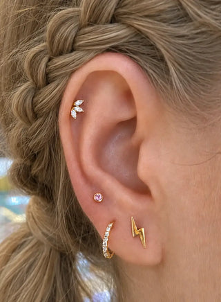 Dazzle 14k white or yellow gold stud earrings a timeless choice. Instant elegance is yours