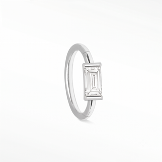 Cartilage hoop earrings in 14k white gold with a modern baguette lab grown diamond. Discover architectural luxury