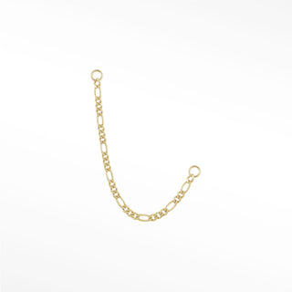 Ear chain connector featuring a classic 14k gold italian figaro link pattern. Hypoallergenic and nickel-free it adds
