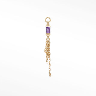 Ear charm in 14k gold featuring a vibrant natural amethyst baguette and cascading fringe chains. Elevate your earring