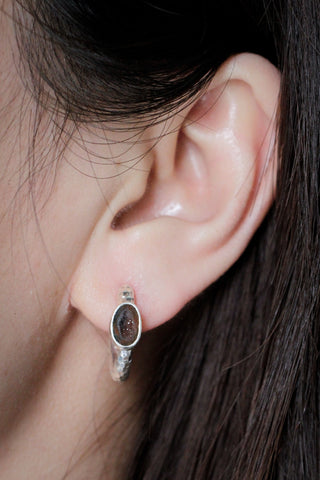 Element mini geode silver hoop earrings 18mm with dark oval gemstone set in polished silver hoop design