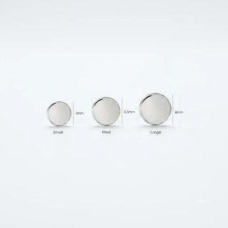 Flat back earrings round 14k white