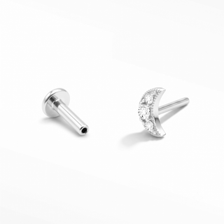 Discover the stunning flat back earring diamond designed in 14k white gold. Perfect for any occasion with a comfortable