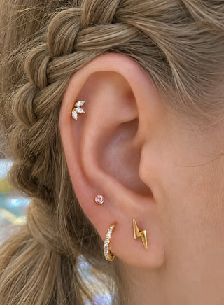 Flat back earring bolt 14k yellow gold embrace a modern edge