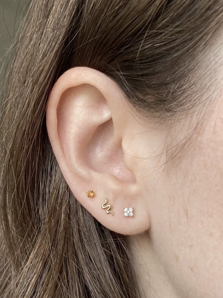 Discover the wynning studs featuring flatback gemstones perfect birthstones in stunning 14k yellow gold. Elegant