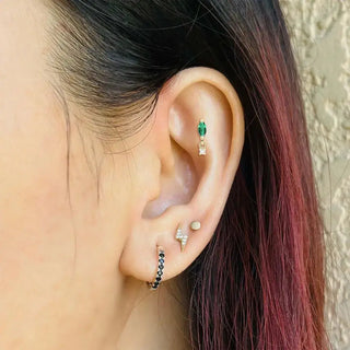 Movement natural emerald flat back earring 14k yellow gold - 14k