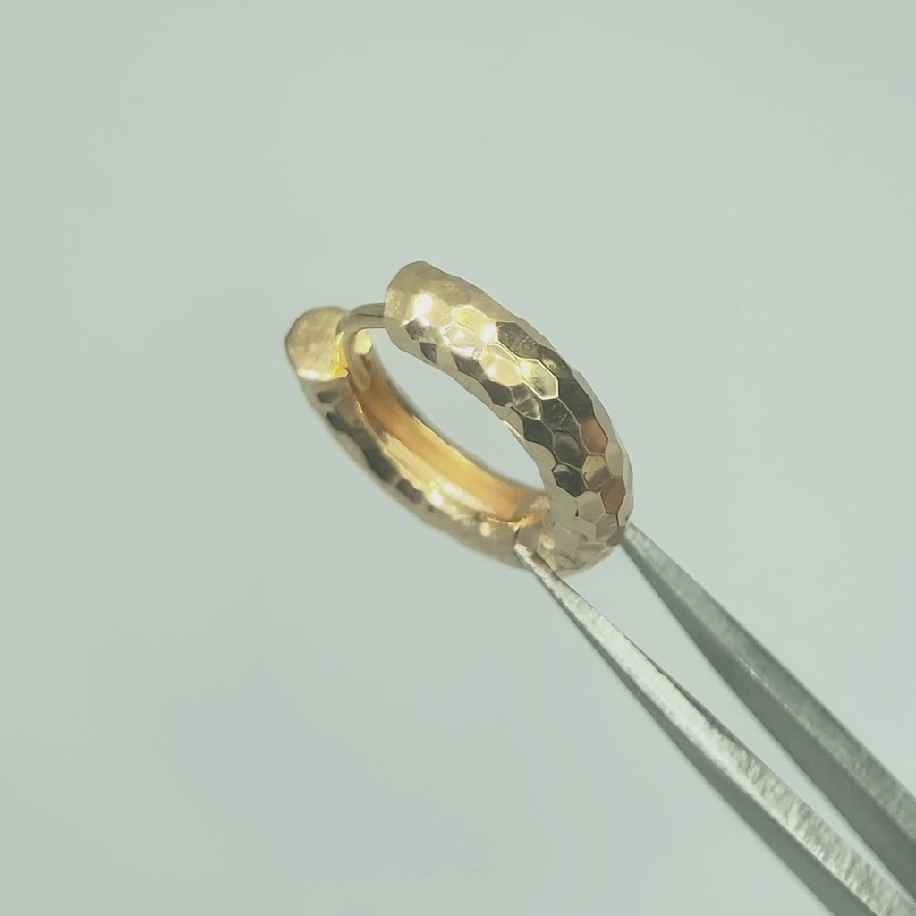 18k gold vermeil Hammered Hoop Earrings video, highlighting handcrafted textures.