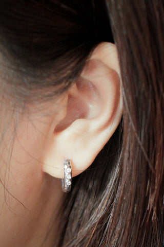 Telletubies silver hoop earrings featuring five small sparkling diamonds on a silver hoop edge by Wynning Reversible Hoops