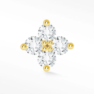Discover our tiny stud earrings clover made from 14k yellow gold. Perfect for everyday wear with a comfortalbe