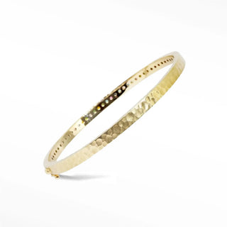 Some of us were made to stand out especially those who love color. This bangle