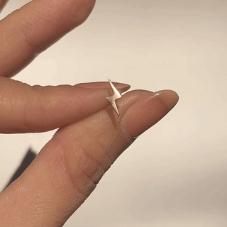 Lightning Bolt Flat back Earring 14k Yellow Gold - Nina Wynn